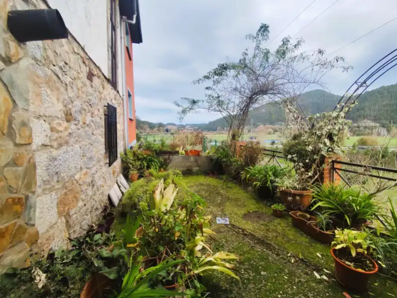 Garten von Country house zum Verkauf in Pravia mit Heizung, Terrasse und Möbliert