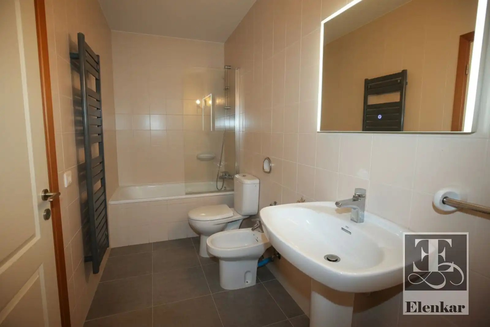 Ático con ascensor en venta en Angel Guimera, imagen 4
