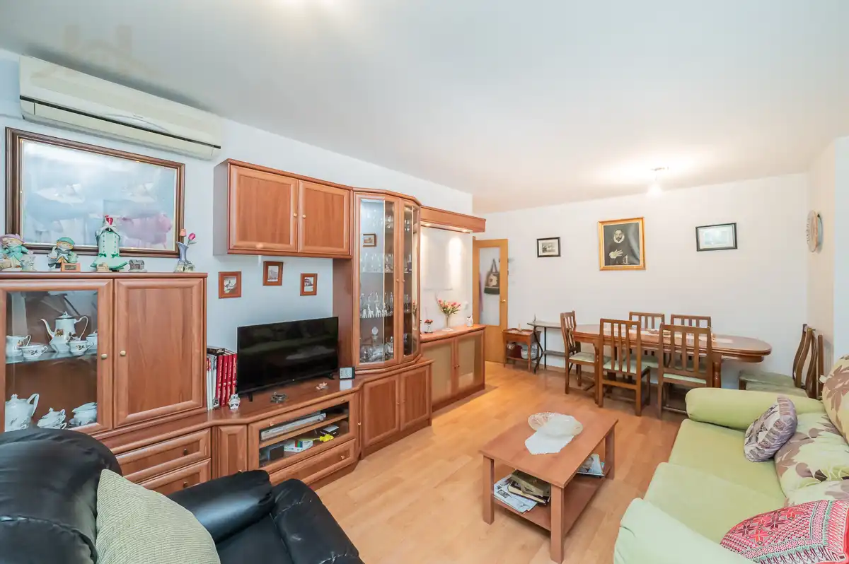 Living room of Flat for sale in Pinto  with Air Conditioner, Heating and Storage room