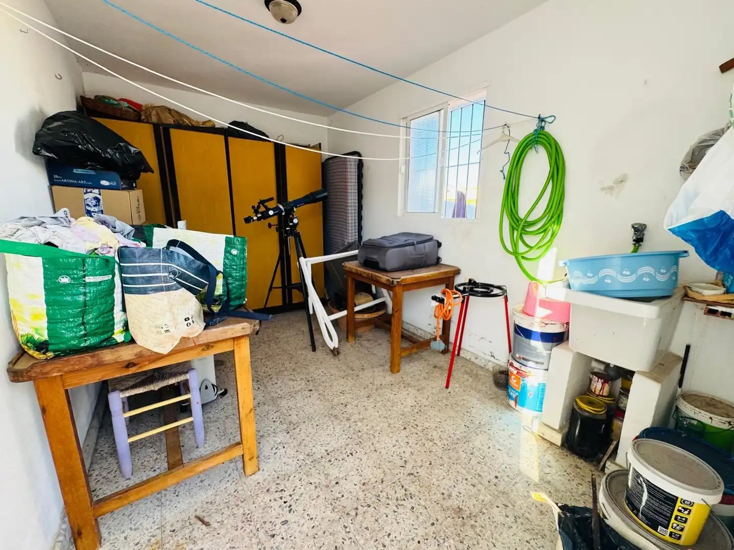 Houses for sale in Algeciras  with Storage room