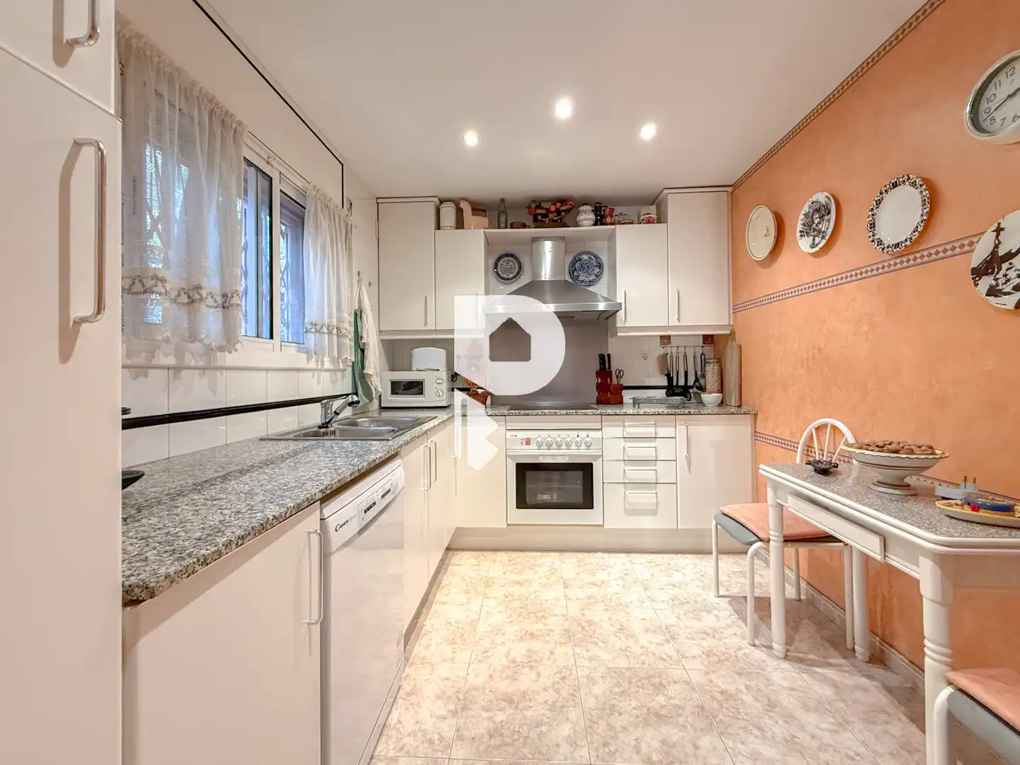 Casa amb terrassa en venda a Vallirana, imagen 42