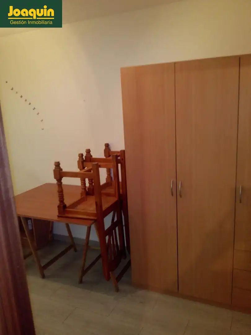 Schlafzimmer von Wohnung zur Miete in Córdoba