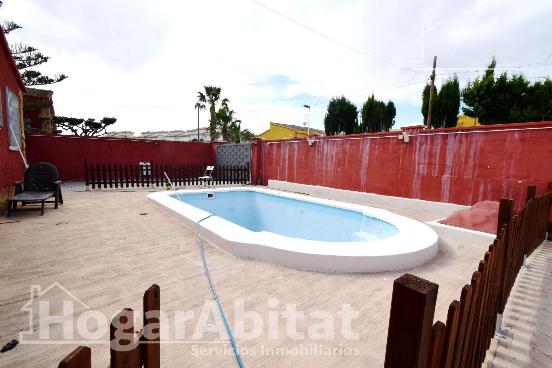Swimming pool of House or chalet for sale in Montserrat  with Air Conditioner, Heating and Terrace