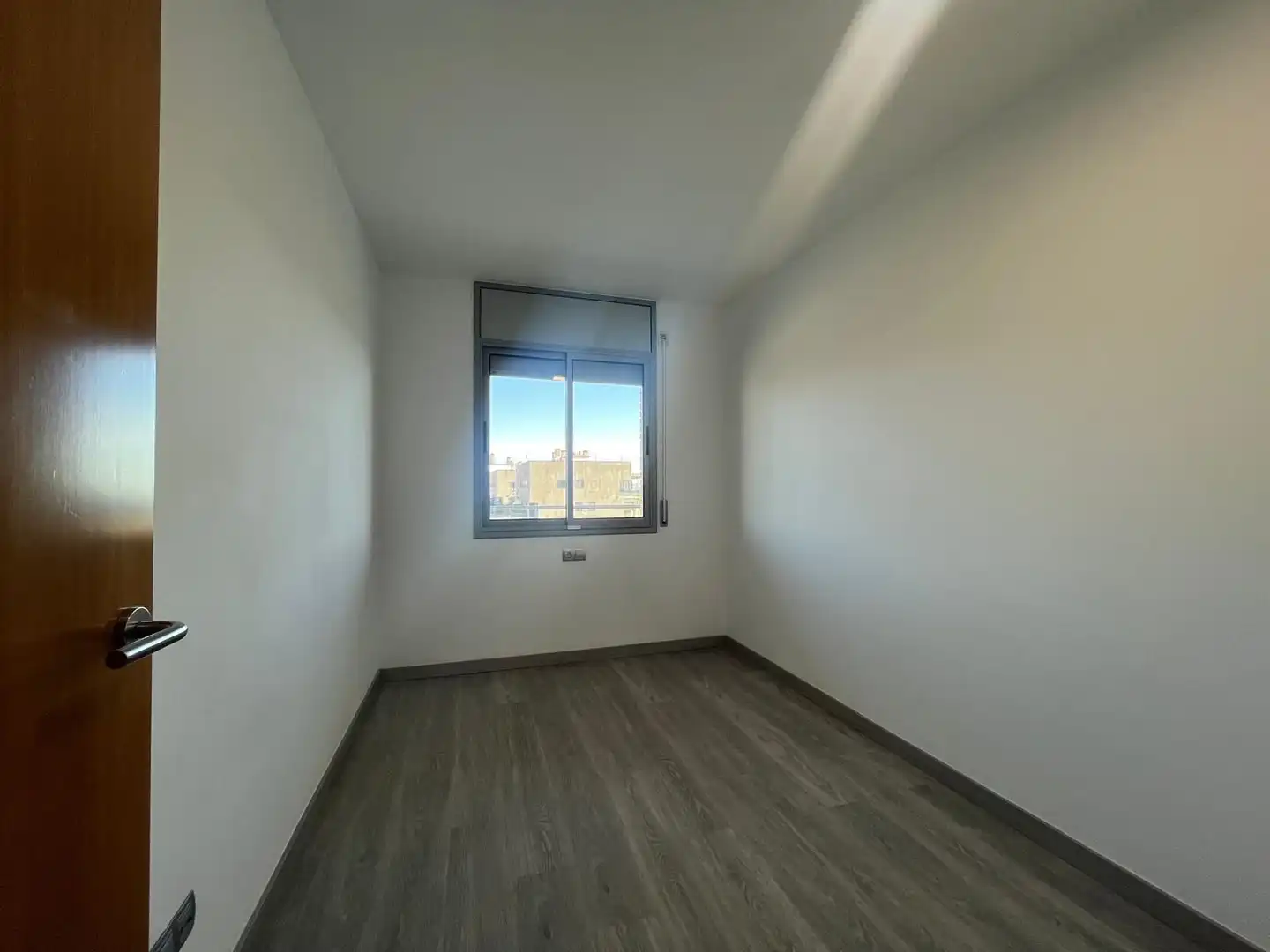 Habitación de Piso en venta en Badalona con Aire acondicionado, Calefacción y Terraza