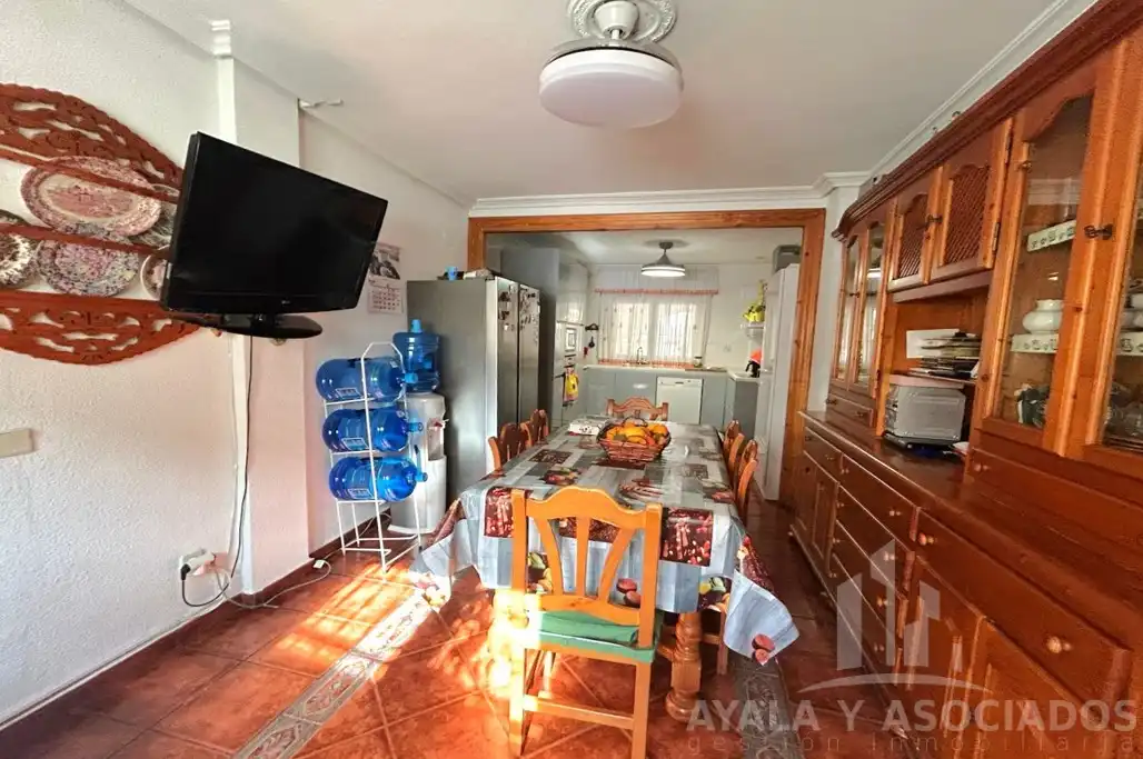 Casa adosada en venta en La Magdalena - Molinos Marfagones