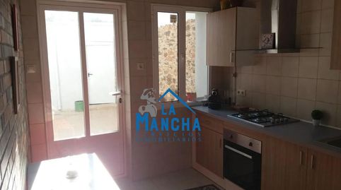 INMOBILIARIA LA MANCHA VENDE CASA CENTRICA EN MADRIGUERAS, imatge 3