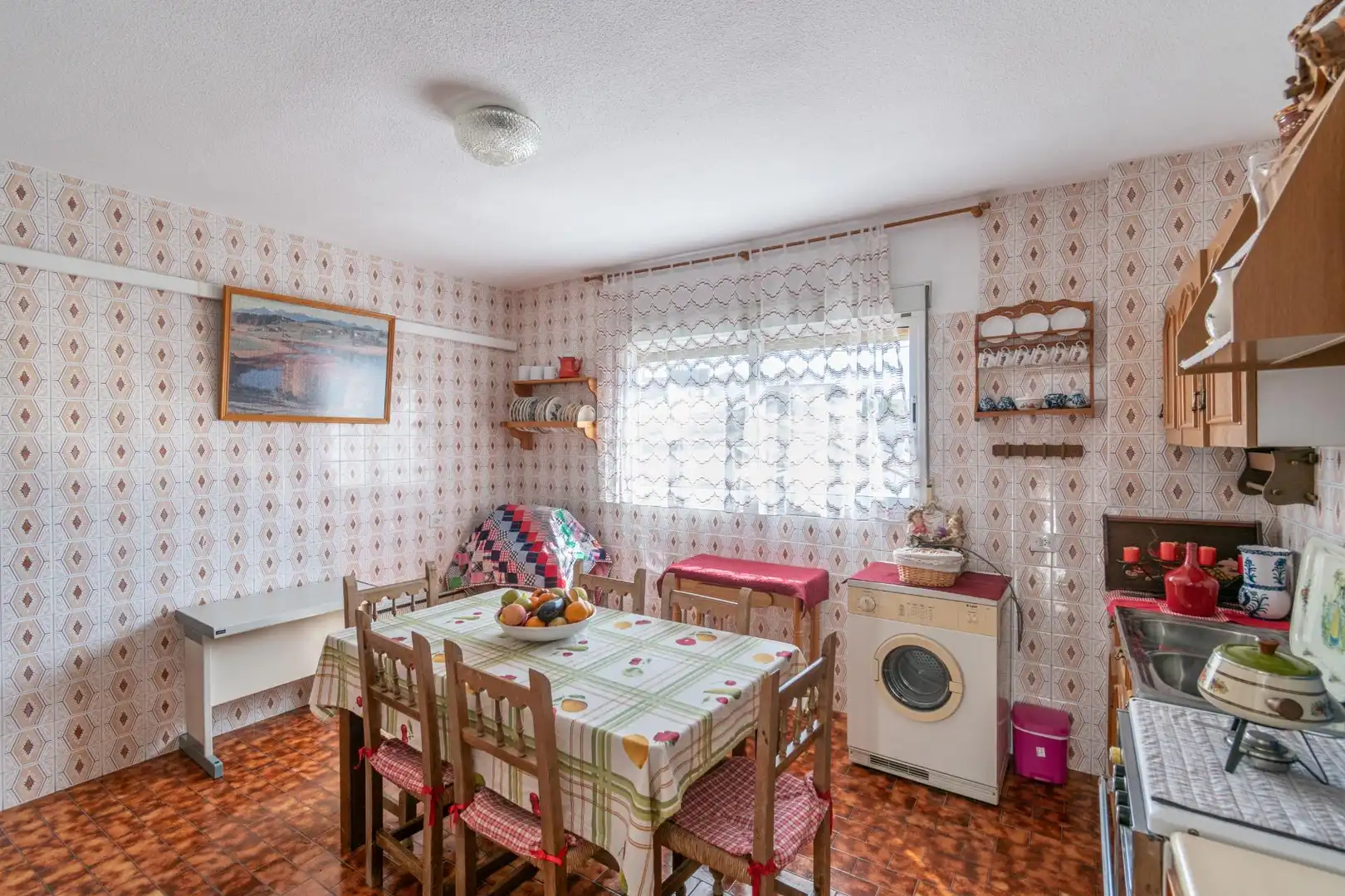 Cuina de Casa o xalet en venda en Atarfe amb Aire condicionat, Terrassa i Traster