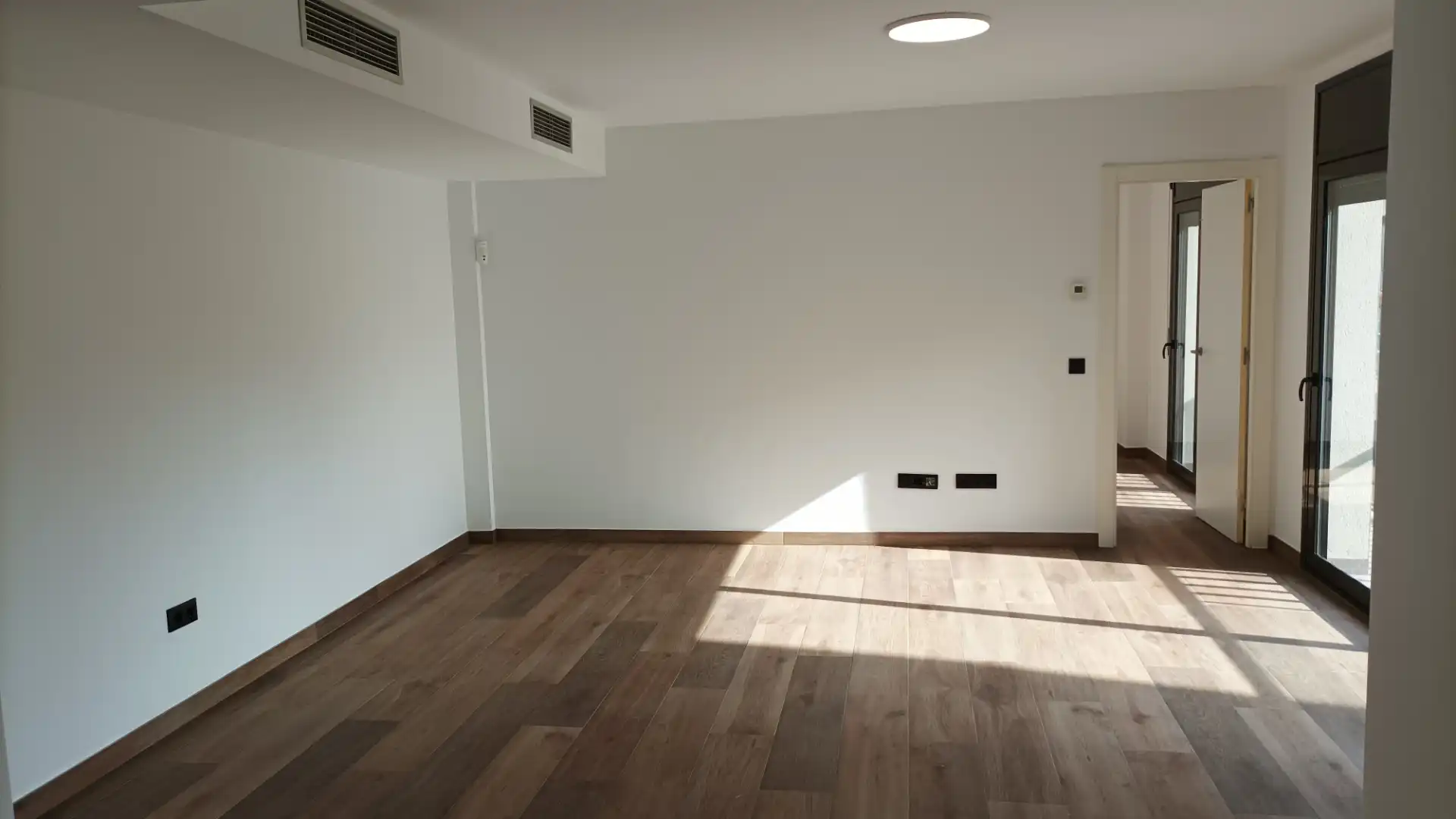 Piso en venta en Figueres con Calefacción y Balcón