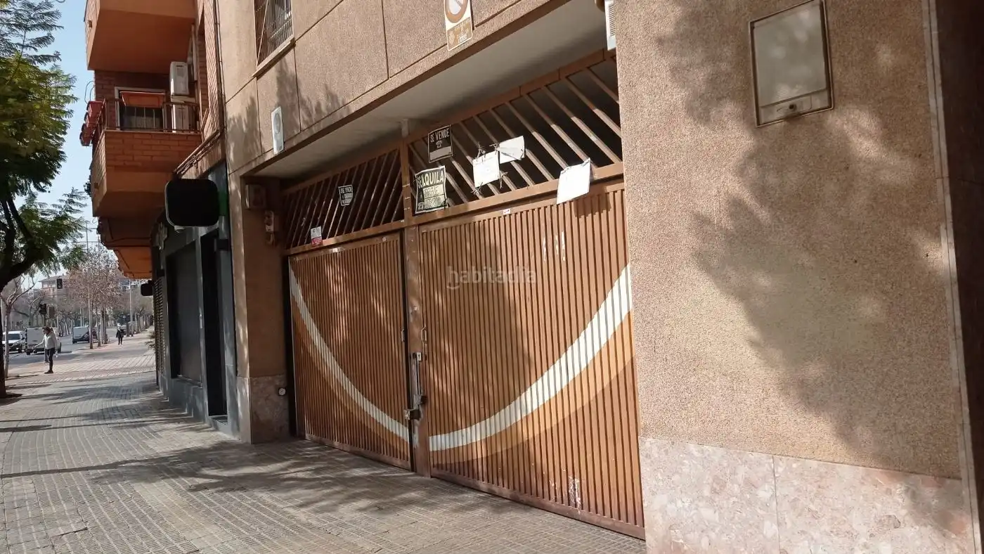 Einzelparkplatz zur Miete in Carrer de Ferran el Catòlic 26