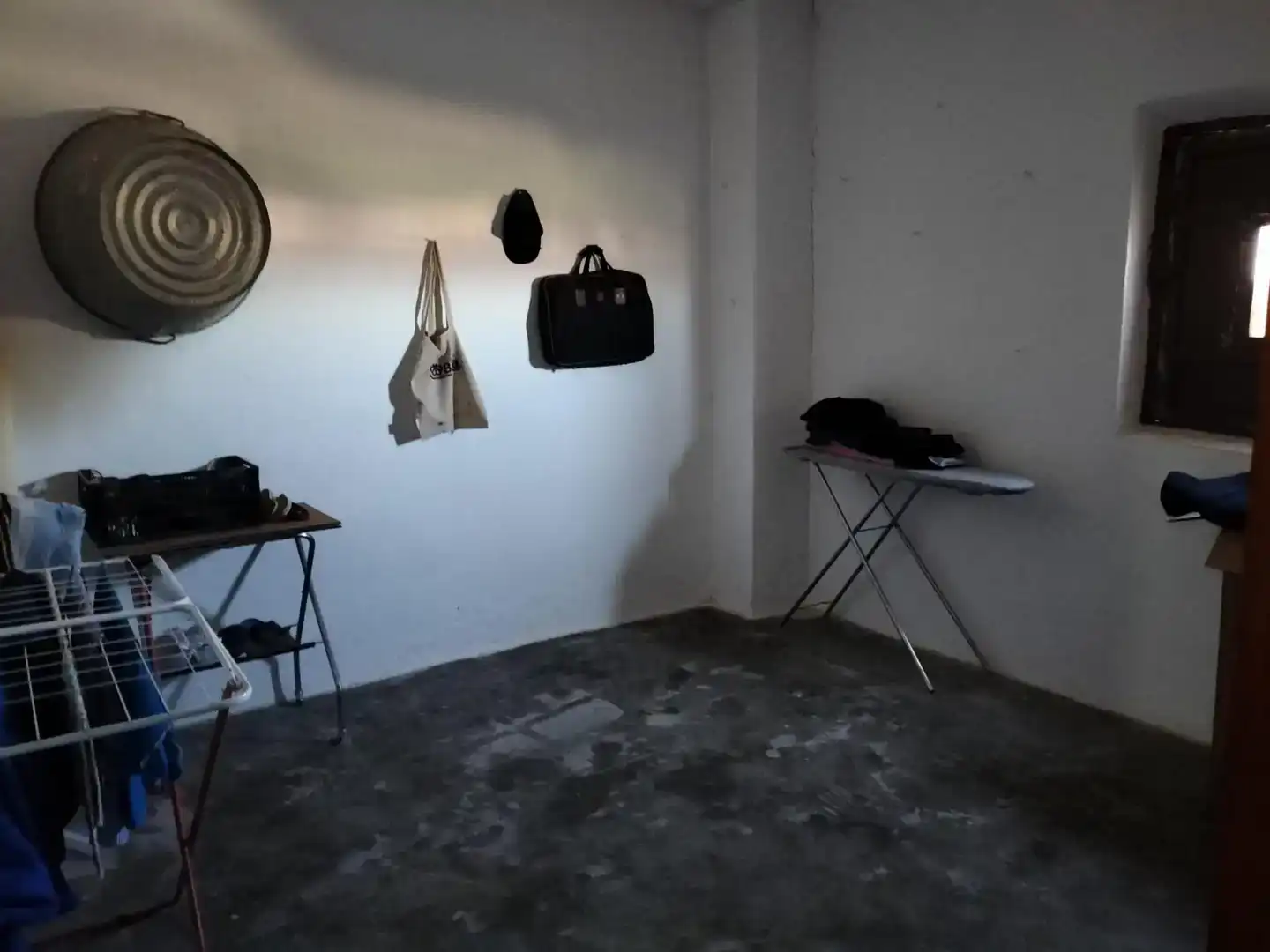 Finca rústica en venta en Baza con Jardín privado, Trastero y Amueblado