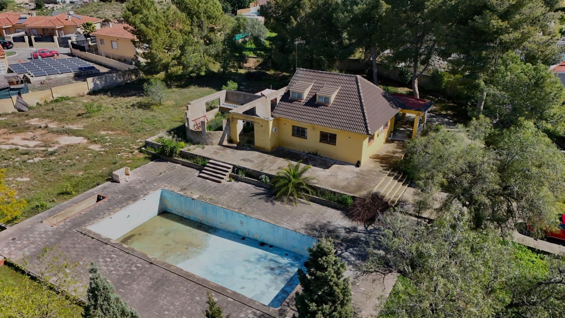 Exterior view of House or chalet for sale in Llíria  with Private garden, Terrace and Storage room