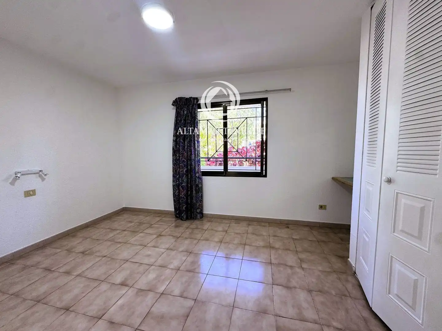 Apartament amb piscina en venda a Avenida San Francisco, imagen 19
