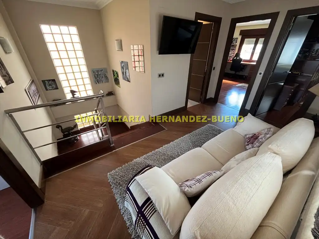 Casa o chalet en venta en Carbajosa de la Sagrada con Aire acondicionado, Calefacción y Jardín privado