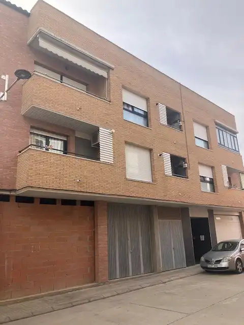 Vista exterior de Apartament en venda en Torrente de Cinca amb Moblat