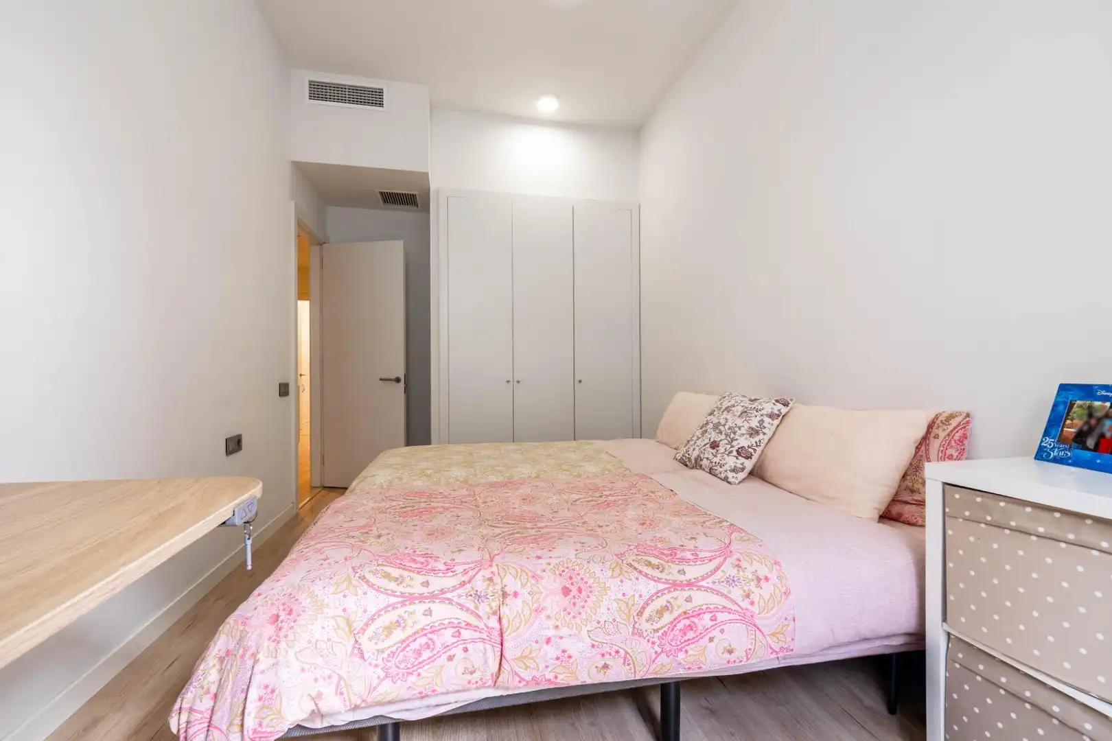 Schlafzimmer von Wohnung zum Verkauf in Granada mit Heizung, Möbliert und Gemeinschaftspool