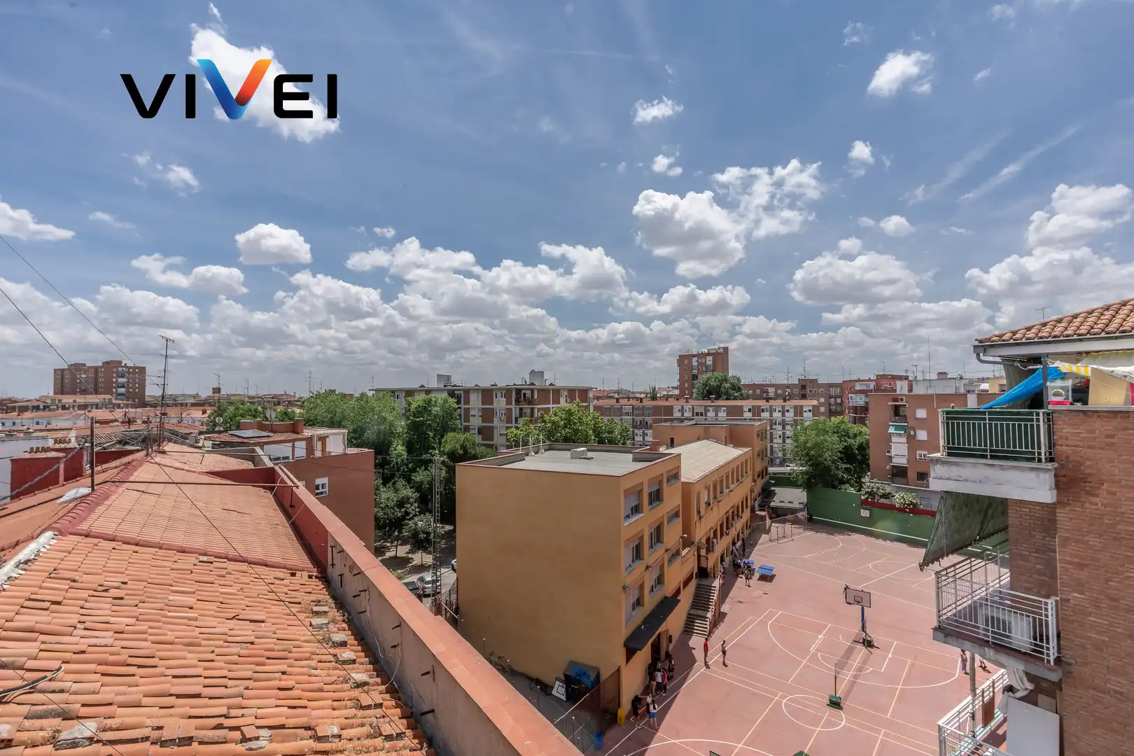 Vista exterior de Ático en venta en Carabanchel
