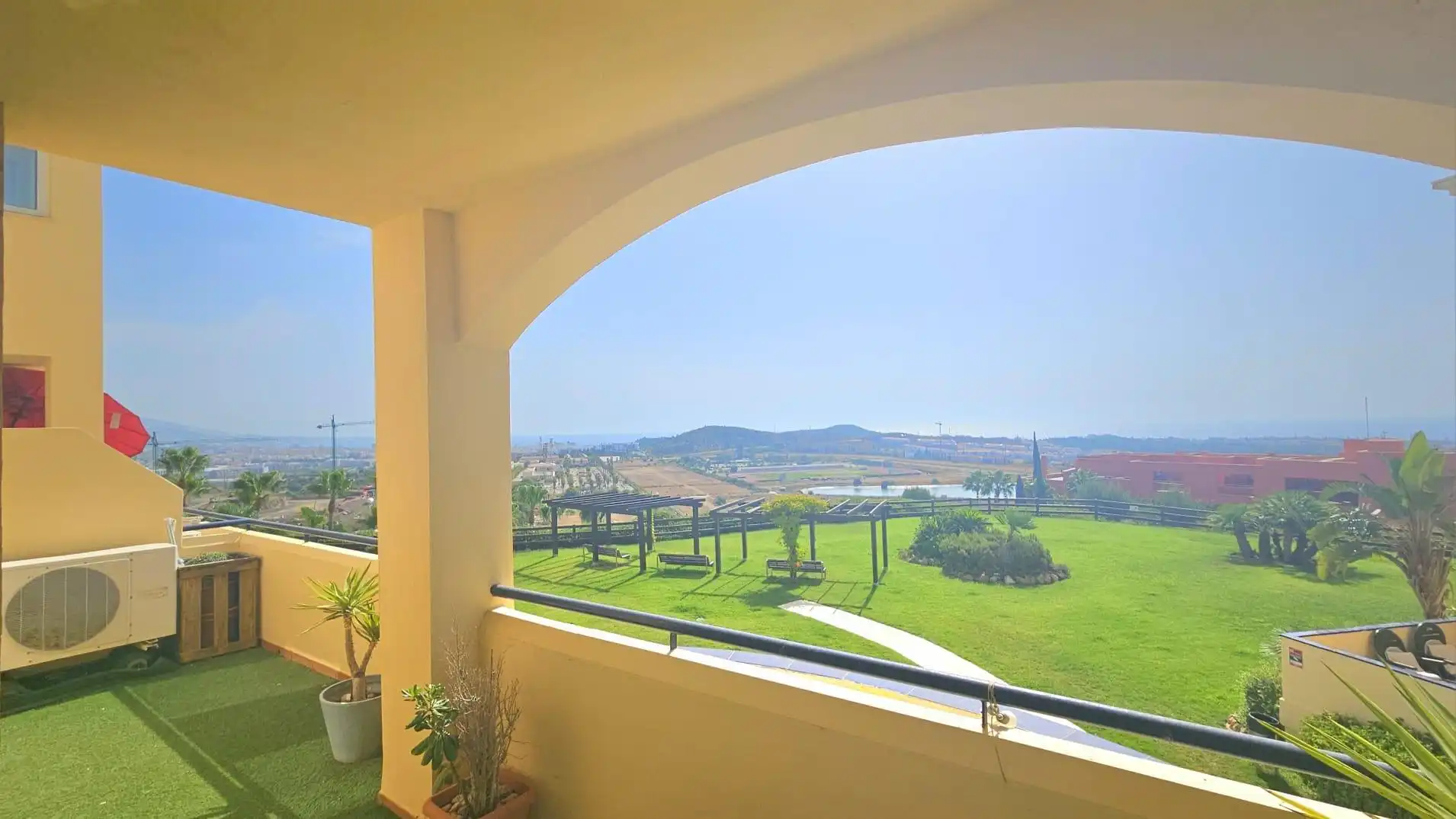 Appartement compact avec piscine à vendre à Hipódromo - Cerrado del Águila