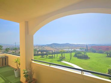 Apartment with pool for sale in Hipódromo - Cerrado del Águila