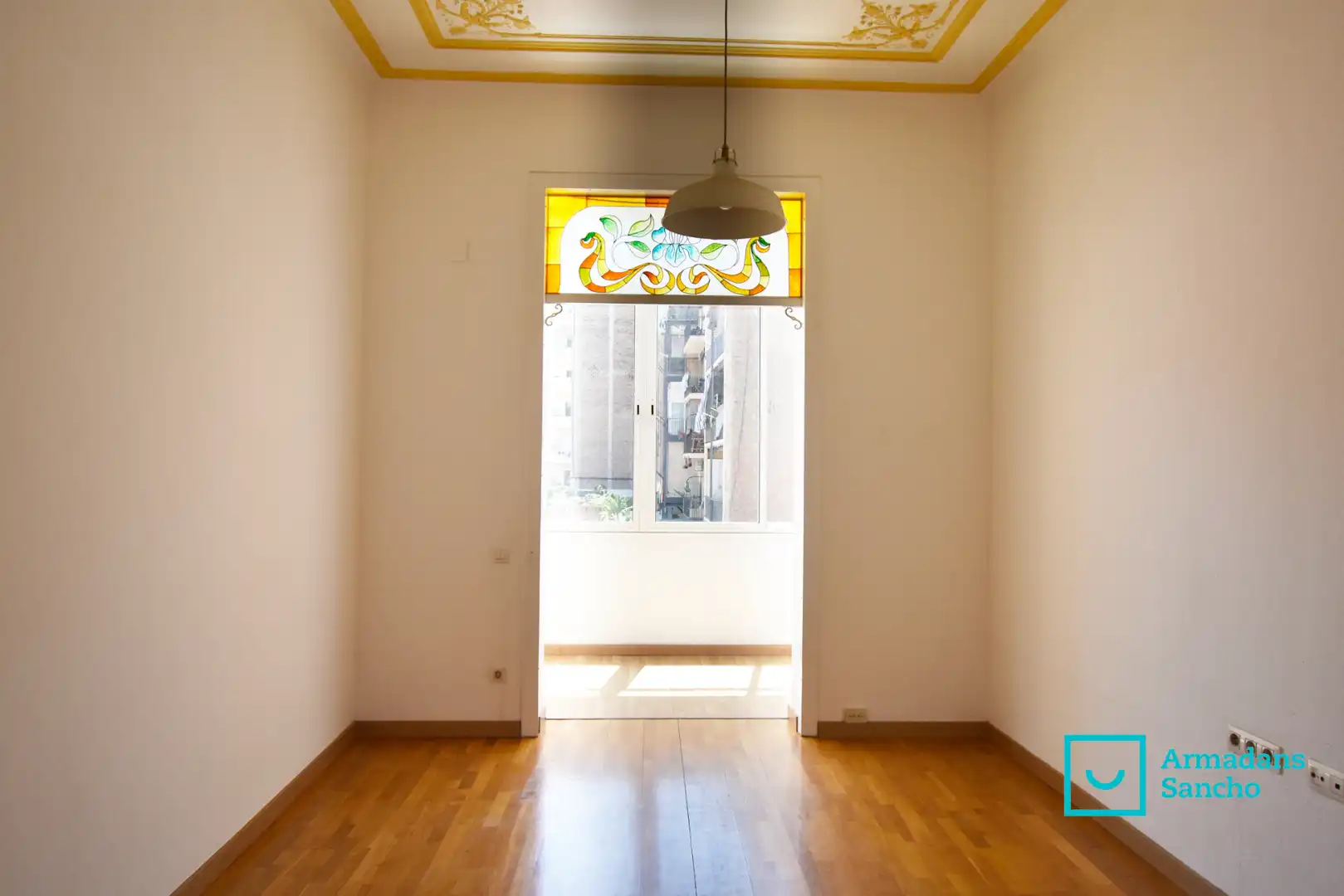 Flat for sale in Barcelona  with Air Conditioner, Parquet flooring and Oven