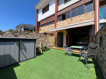 Casa a schiera con piscina in vendita a Calle Acebo