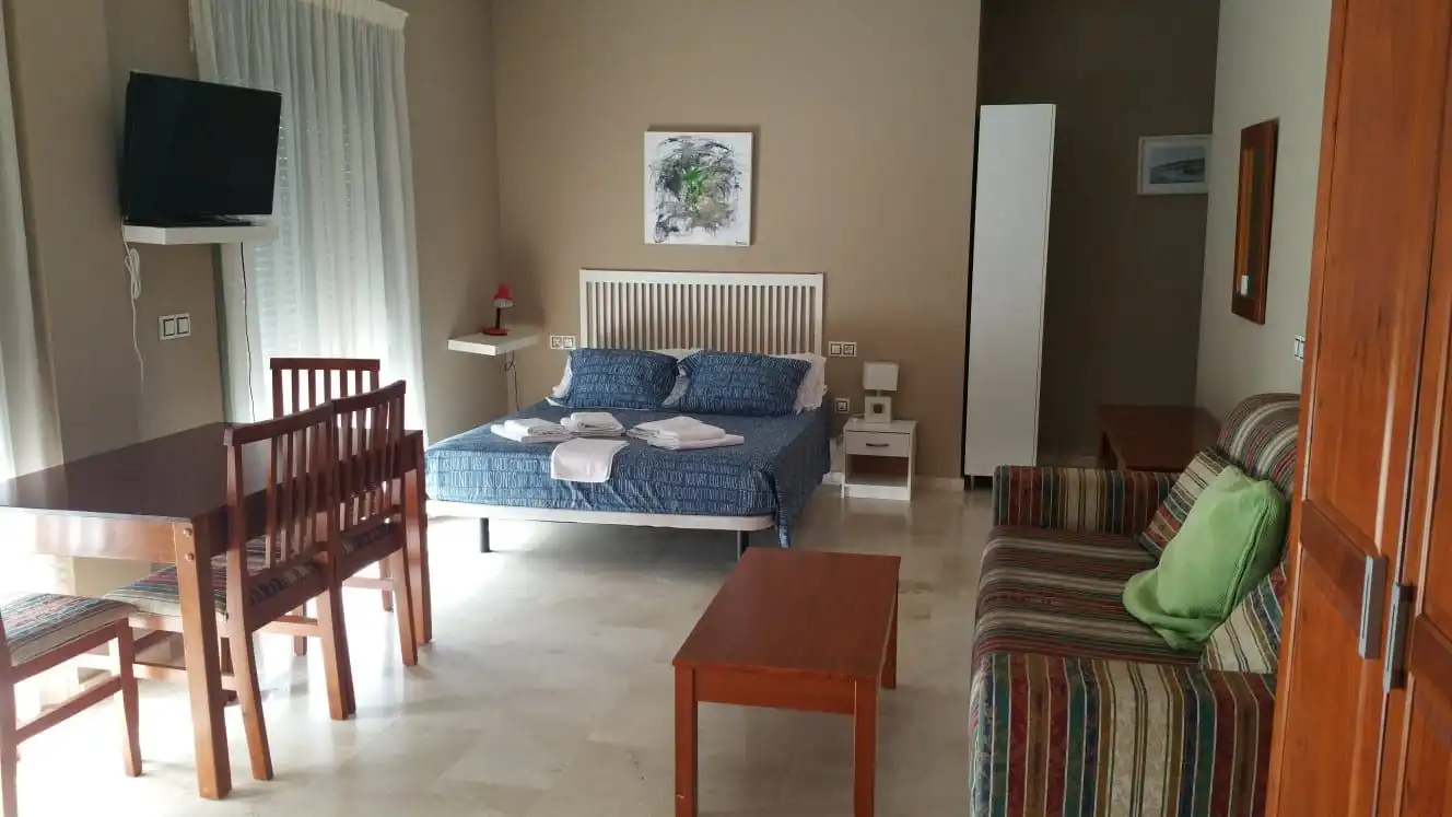 Bedroom of Study for rent in Málaga  with Furnished, Washing machine and Microwave