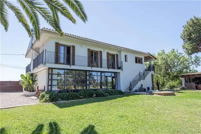 Vista exterior de Finca rústica en venta en  Palma de Mallorca con Aire acondicionado, Jardín privado y Parquet