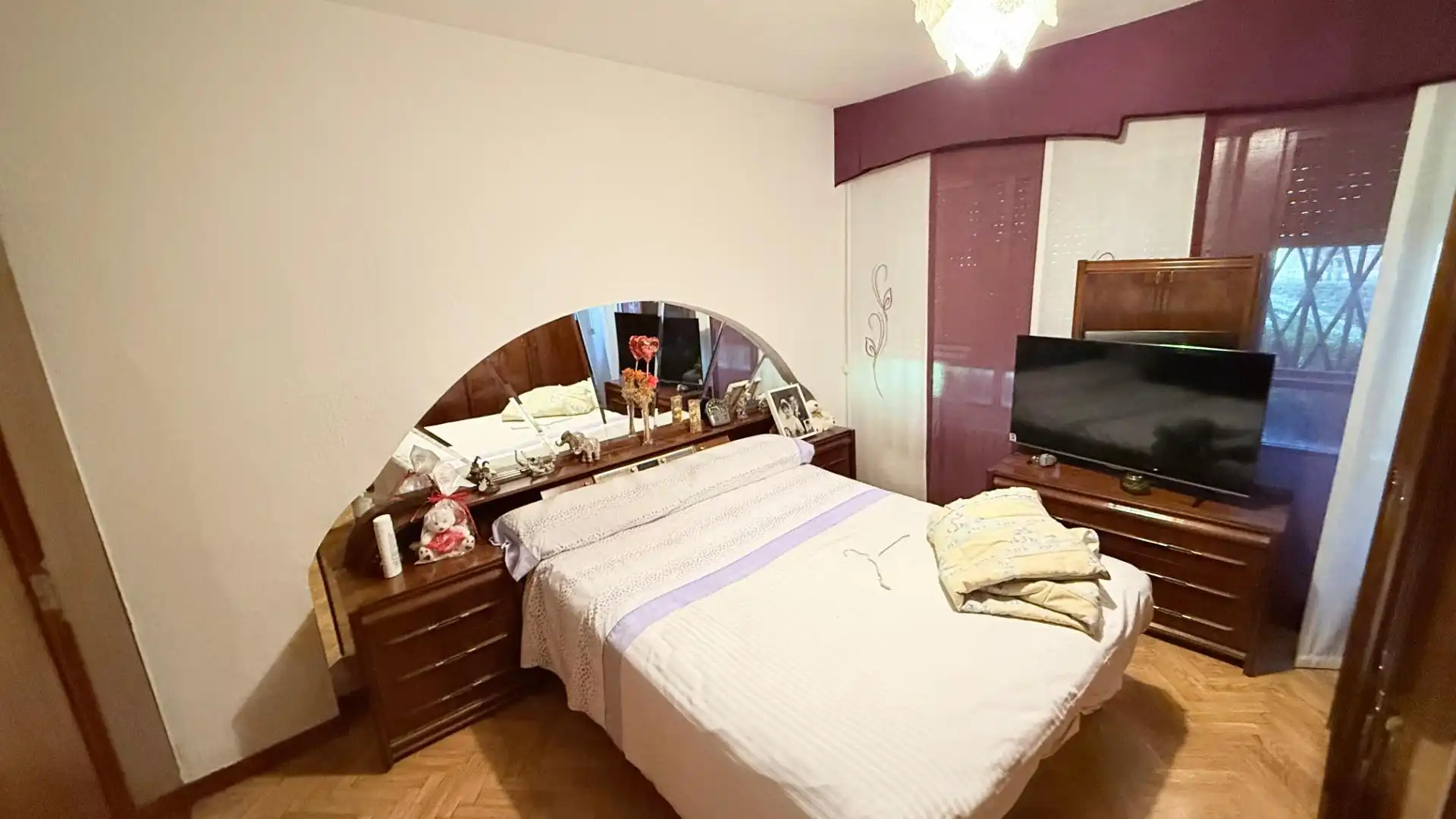 Habitación de Piso en venta en  Madrid Capital con Jardín privado y Parquet