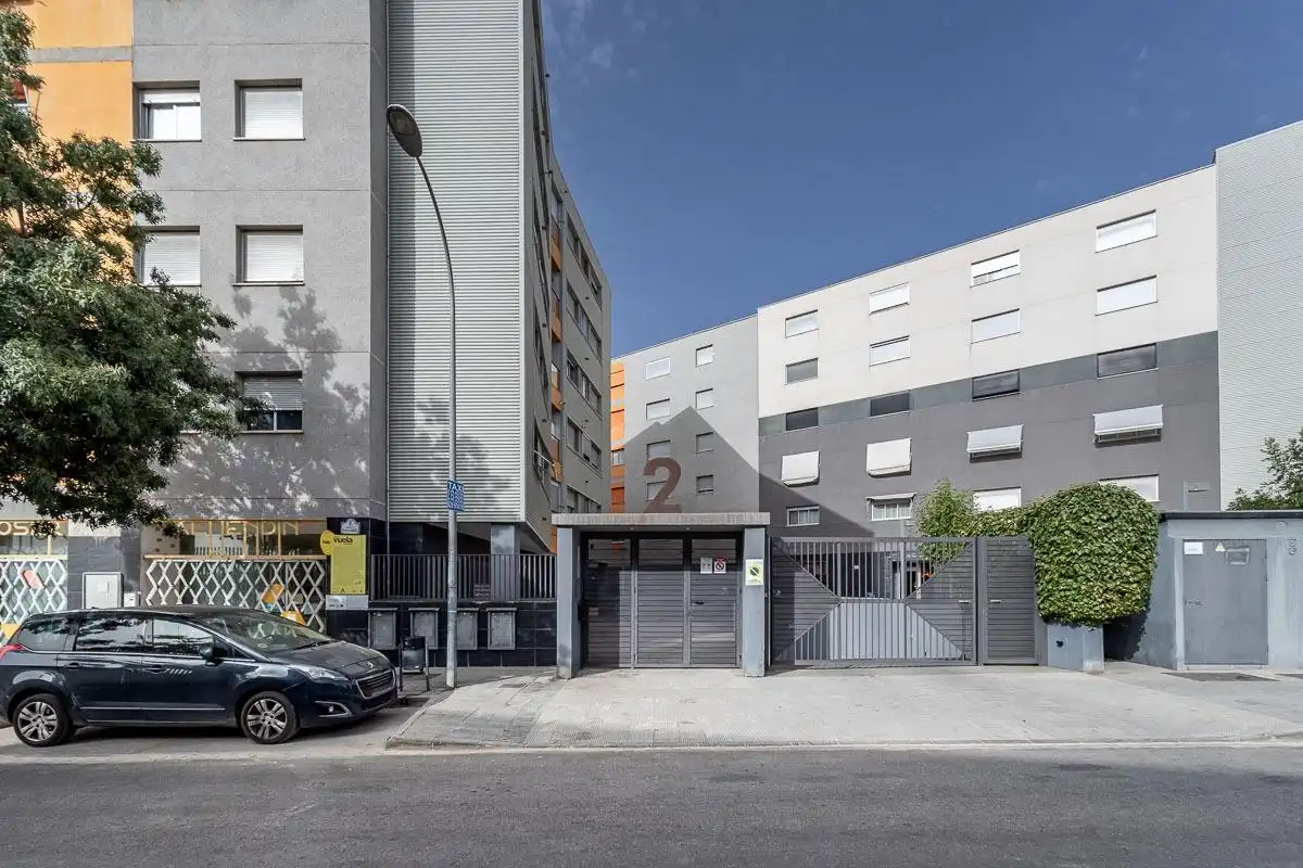 Vista exterior de Pis en venda en Alhendín amb Traster i Piscina comunitària