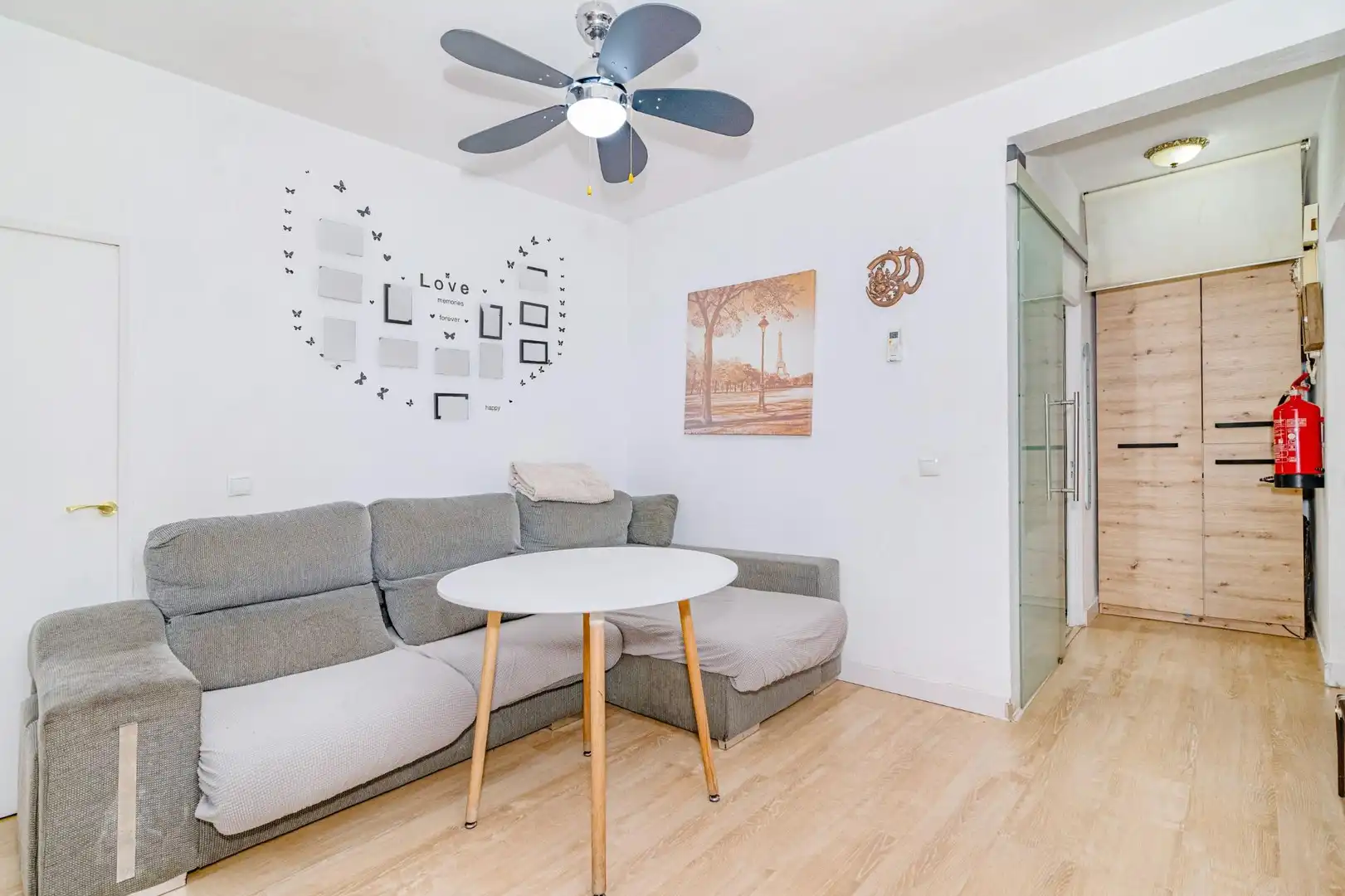 Sala d'estar de Pis en venda en Granada amb Aire condicionat i Calefacció