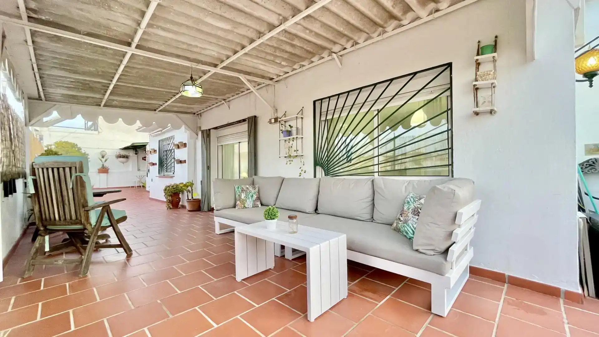 Terrassa de Àtic per a compartir en Marbella amb Aire condicionat, Moblat i Forn