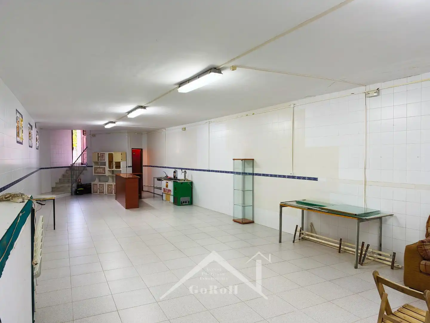 Edificio en venta en Almadén de la Plata, Sevilla