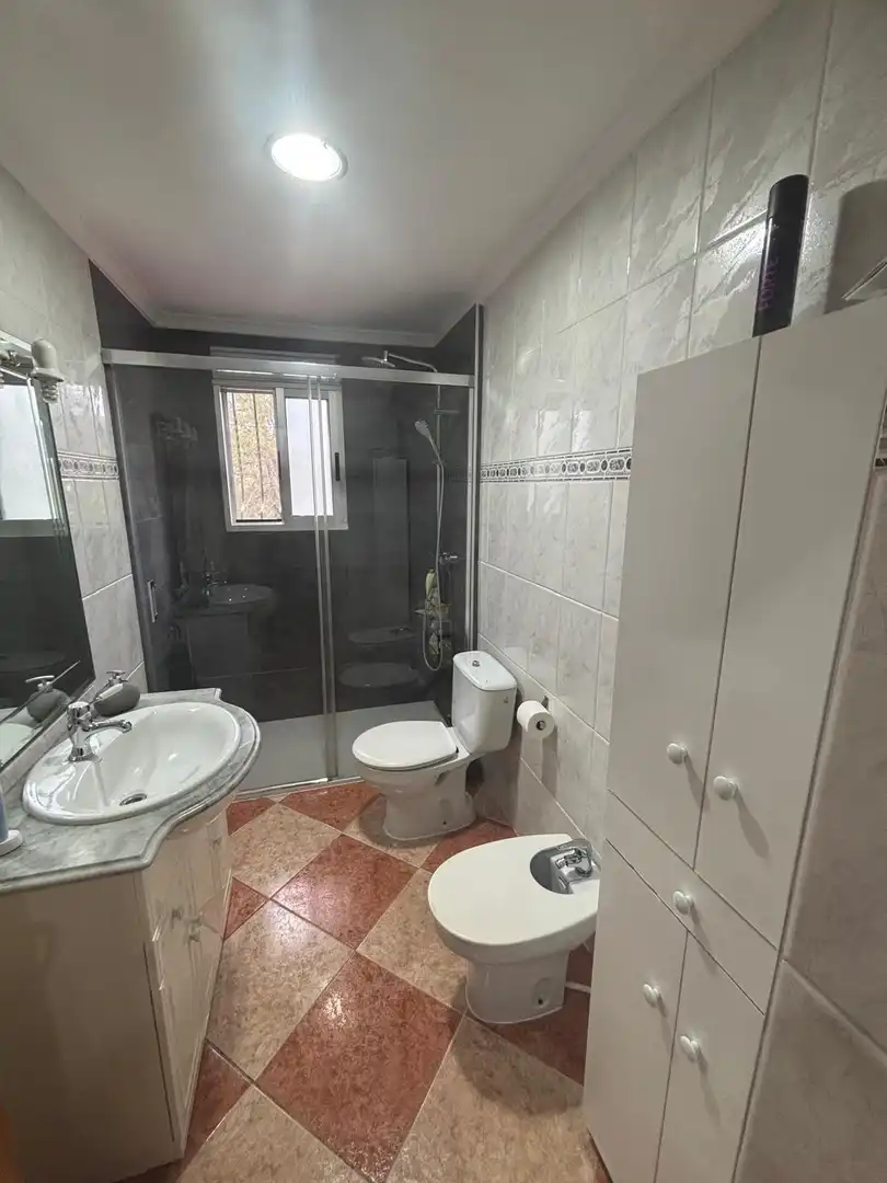 Bathroom of Houses for sale in Simat de la Valldigna  with Air Conditioner, Heating and Swimming Pool