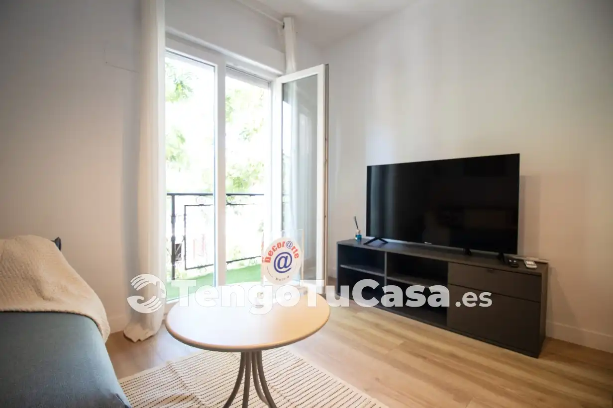 Bedroom of Flat for sale in Madrid  with Air Conditioner, Heating and Parquet flooring