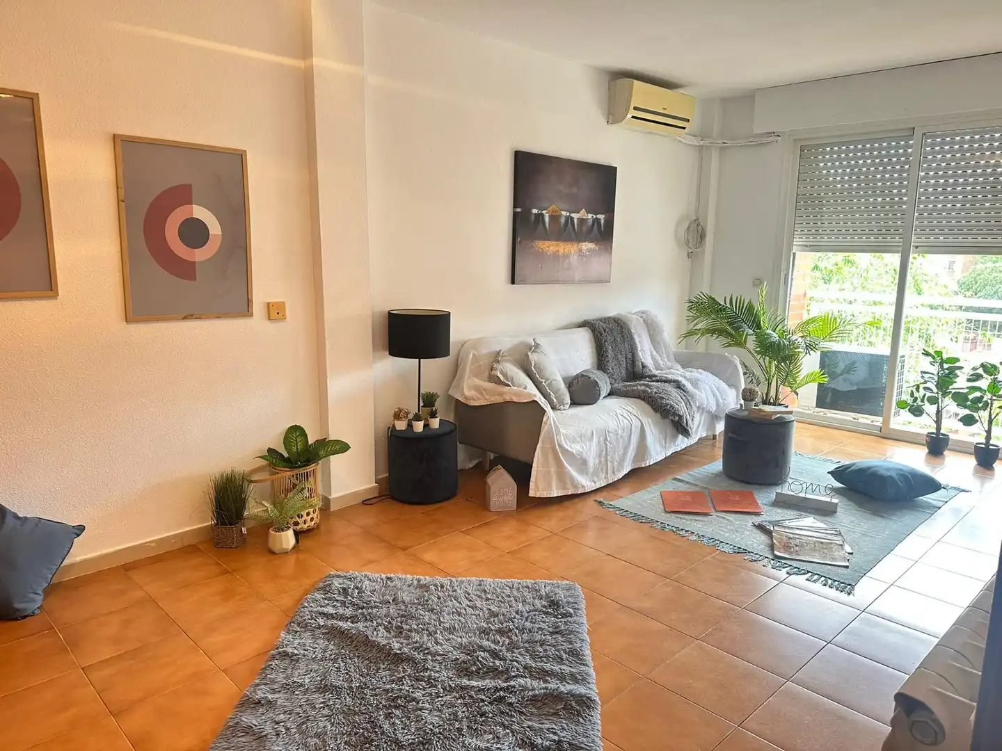 Sala d'estar de Pis en venda en Madrid amb Aire condicionat, Calefacció i Balcó