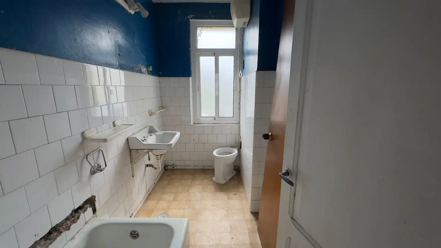 Bany de Edifici en venda en Fene
