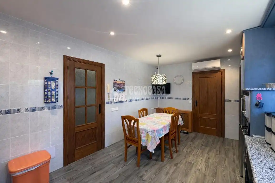Casa amb piscina en venda a Yeles, imagen 11