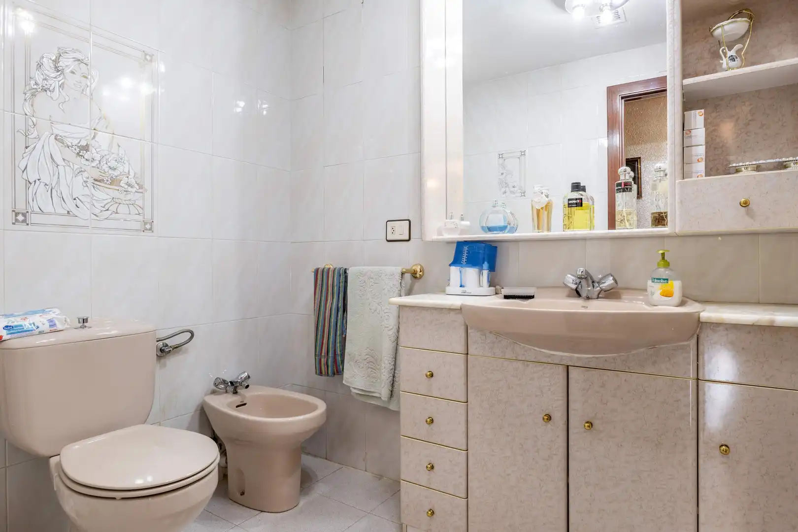 Casa o chalet en venta en Calle OSA MAYOR, 40, Valdefierro