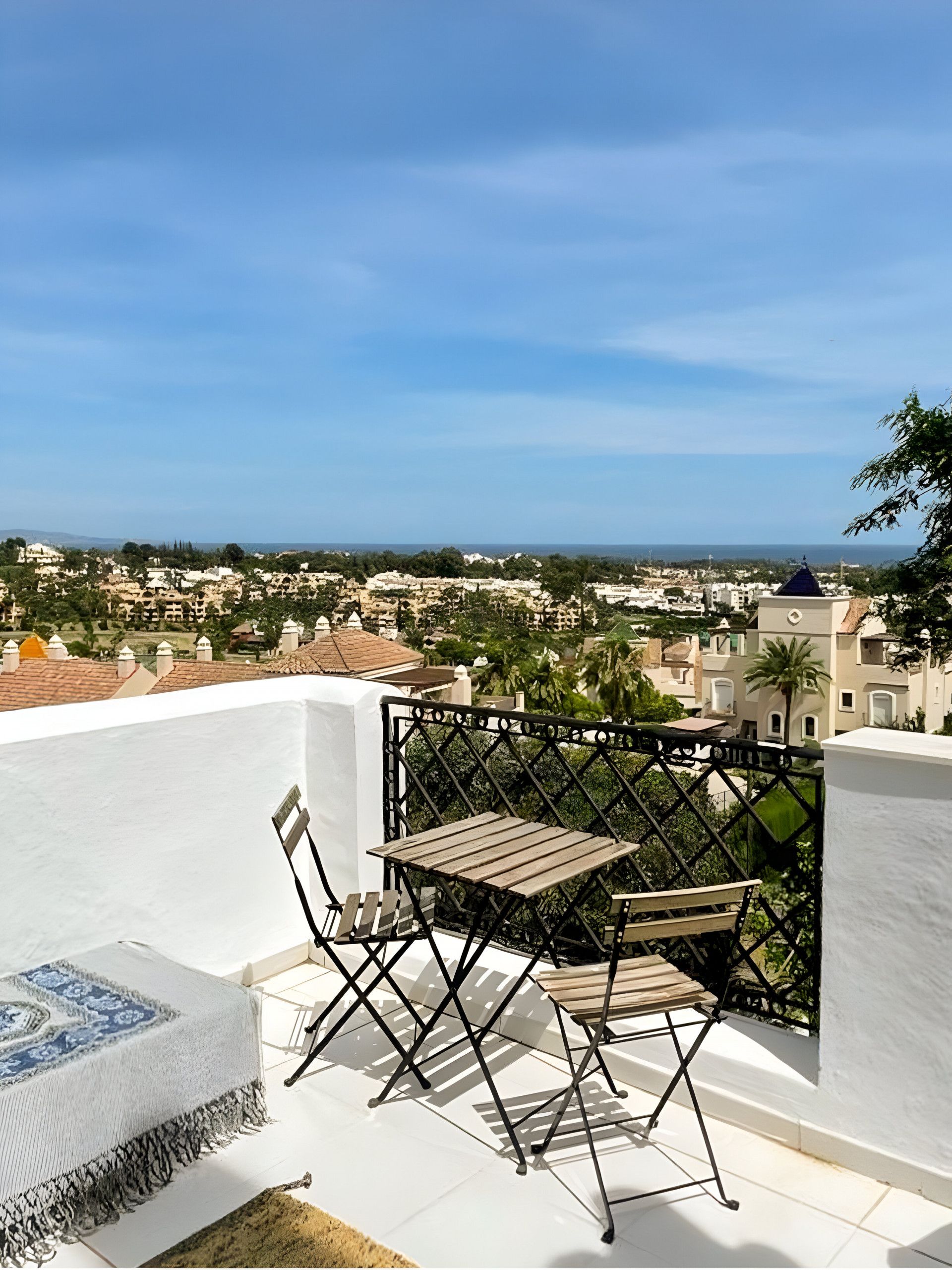 Exterior view of Duplex for sale in Estepona  with Air Conditioner, Terrace and Swimming Pool