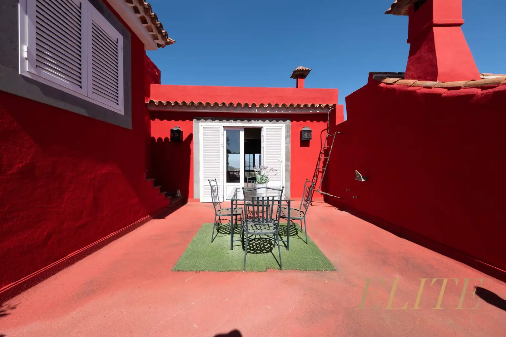 Terrace of Country homes for sale in Santa Brígida  with Air Conditioner, Heating and Private garden