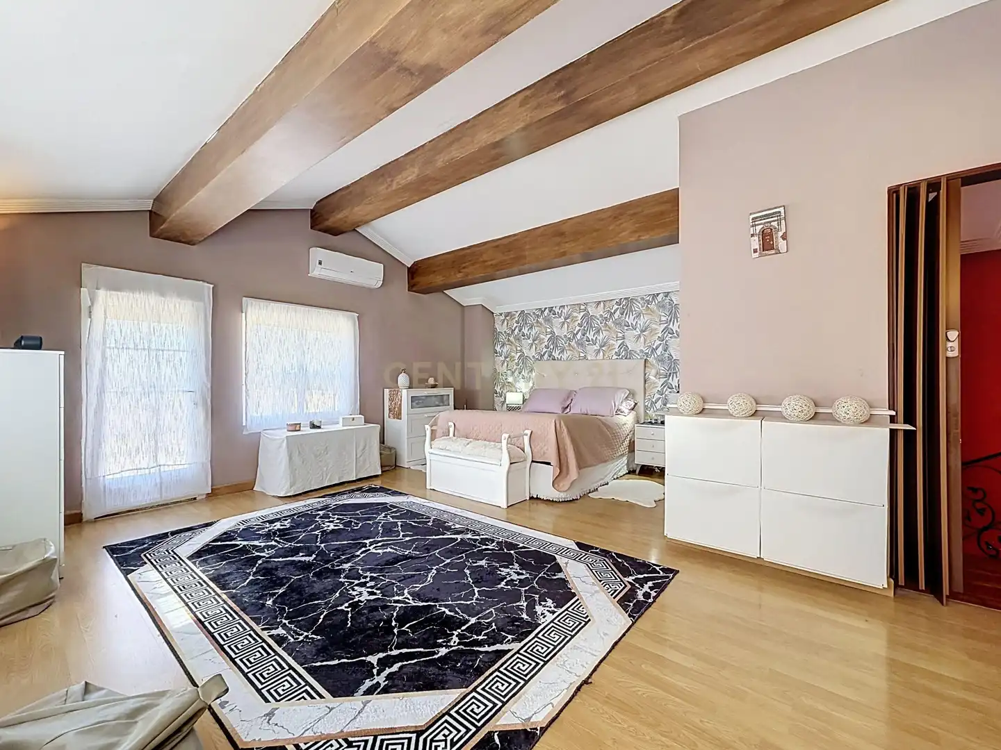 Dormitori de Casa o xalet en venda en Torrevieja amb Aire condicionat, Jardí privat i Piscina