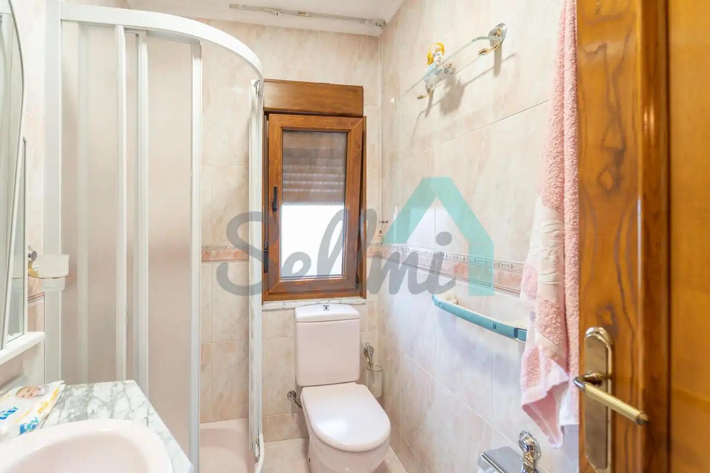 Houses for sale in Camíno De Castañéu, Viella - Granda - Meres