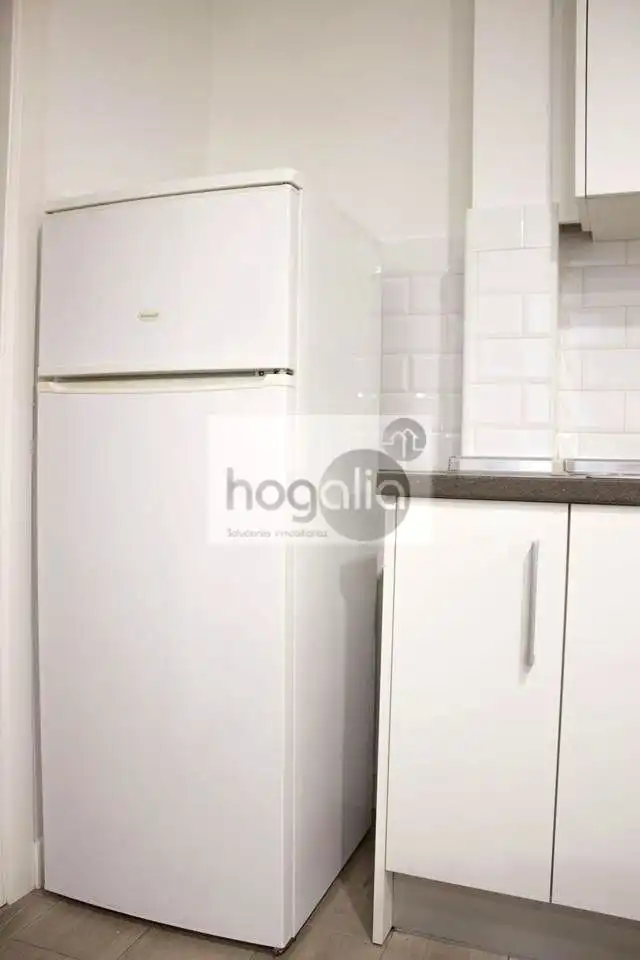 Kitchen of Flat for rent in Sevilla  with Air Conditioner and Furnished
