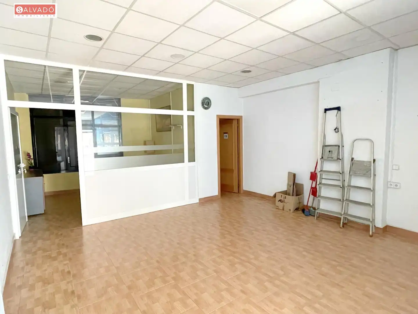 Locale commerciale in affitto a Centre, imagen 3