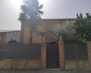 Exterior view of Single-family semi-detached for sale in San Bartolomé de las Abiertas  with Air Conditioner, Terrace and Swimming Pool
