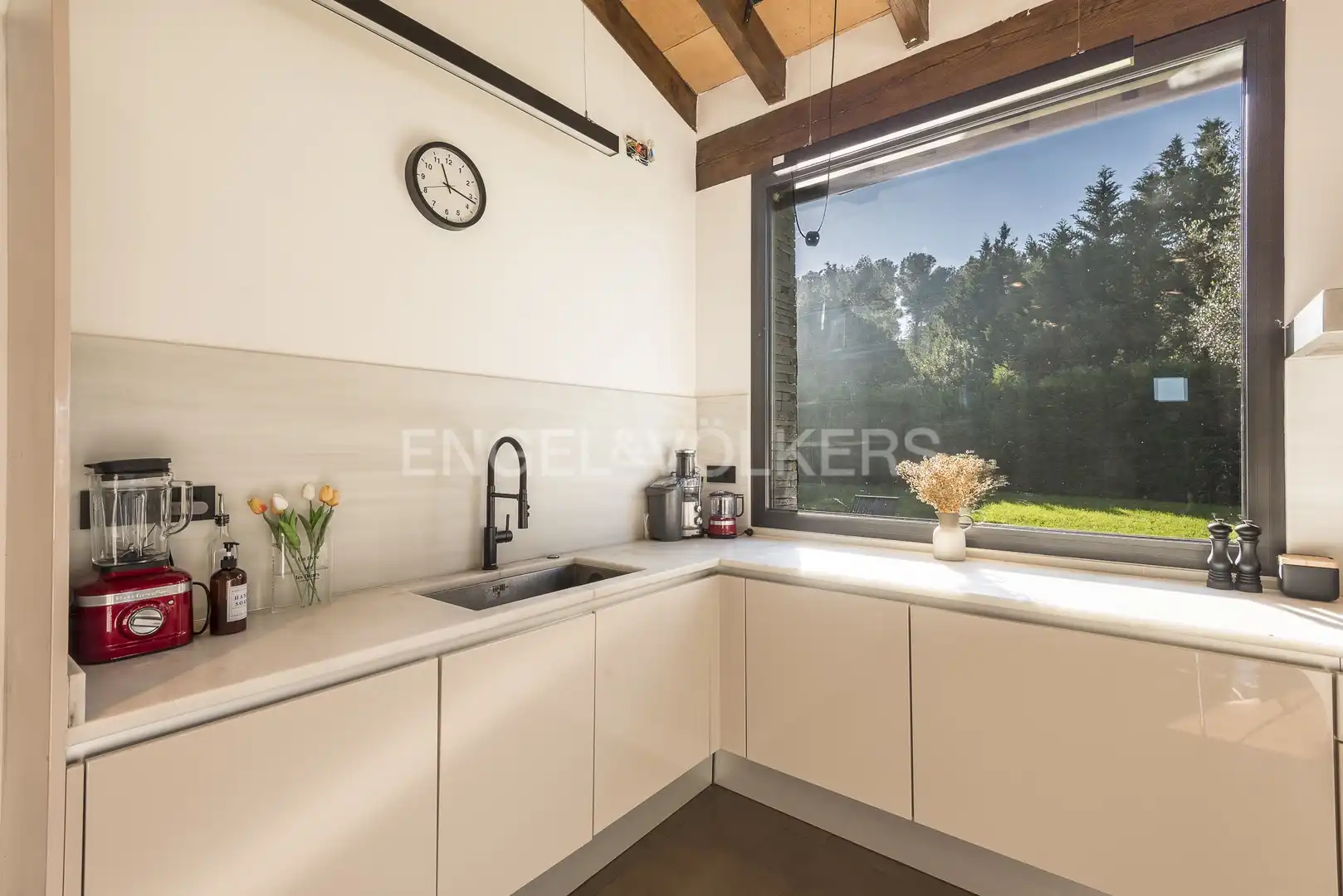 Casa amb piscina en venda a Corbera de Llobregat, imagen 41