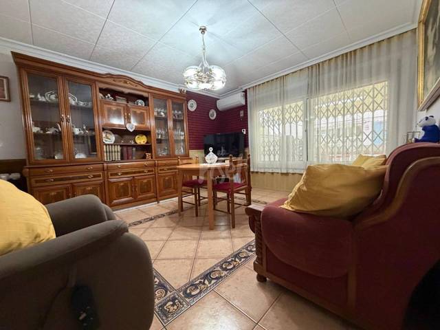 Casa-chalet en Venta en Torreforta