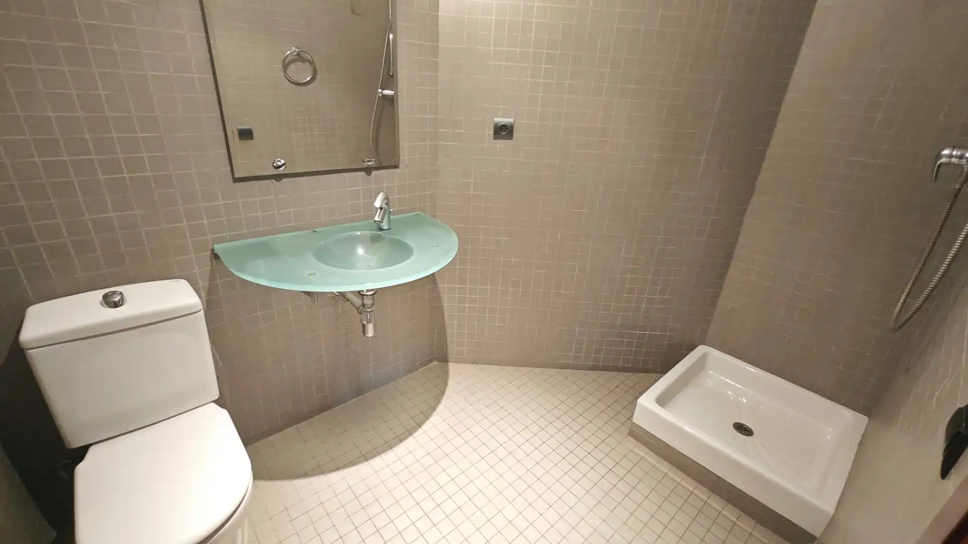 Bathroom of Flat for rent in Barri Antic