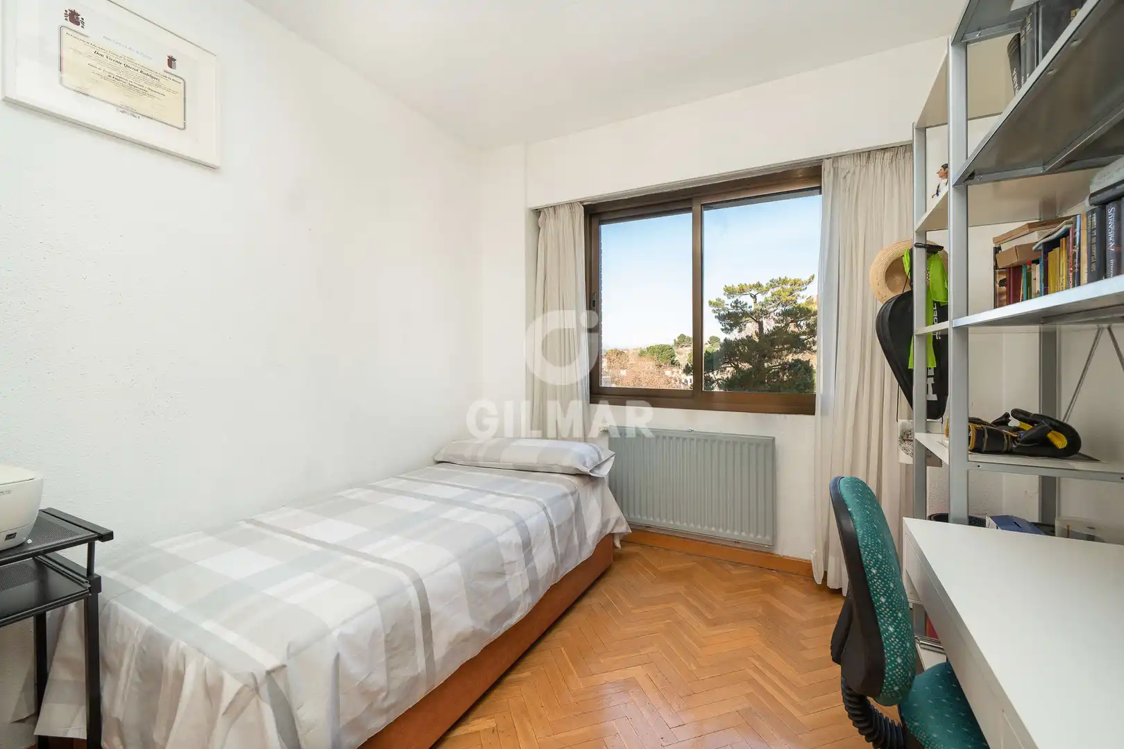 Bedroom of Flat for sale in Madrid  with Heating, Private garden and Storage room