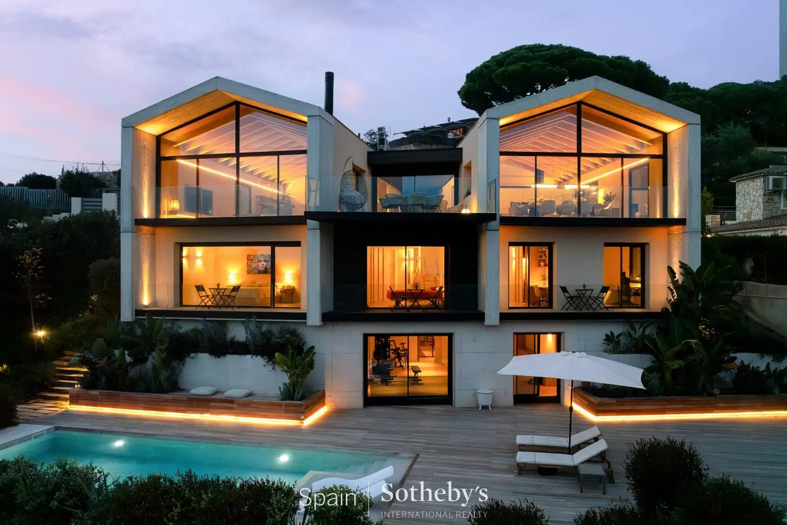 Casa con piscina in vendita a Cabrils