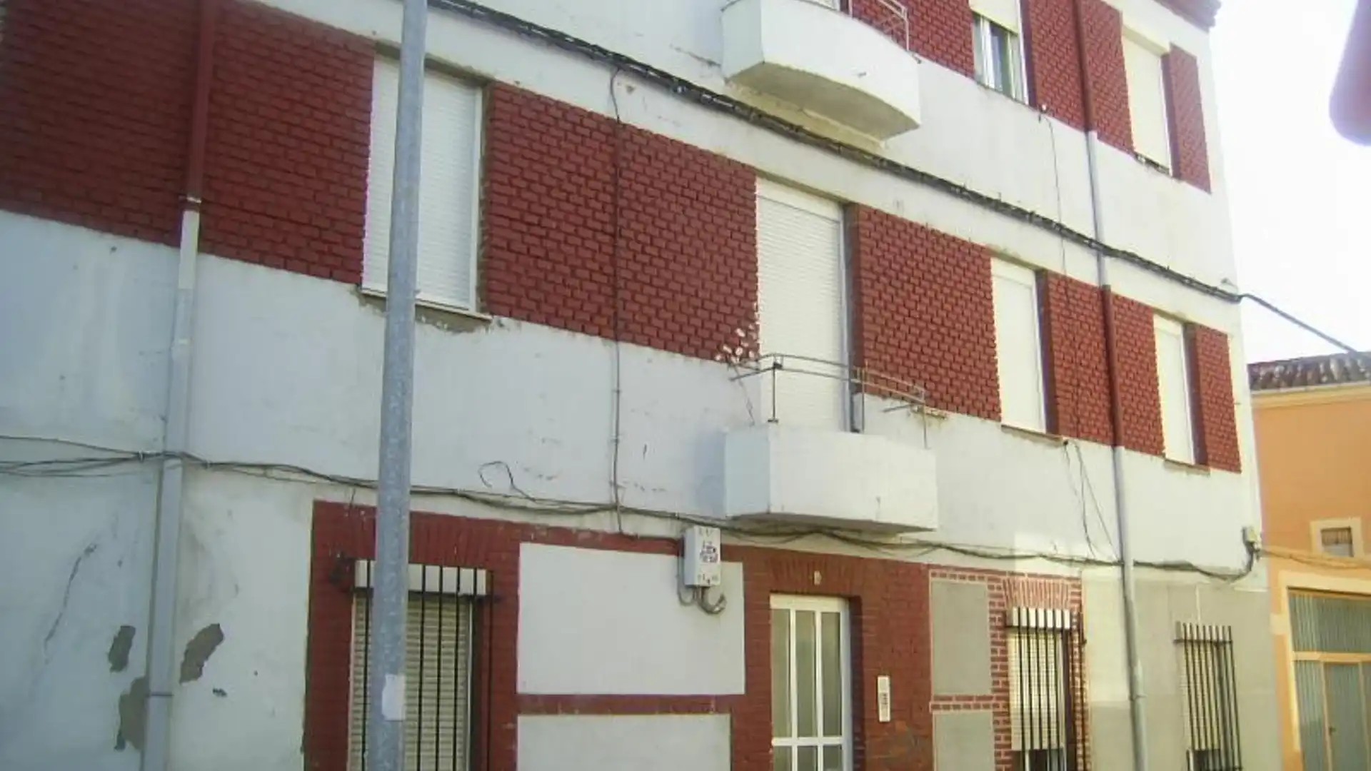 Vista exterior de Piso en venta en San Andrés del Rabanedo